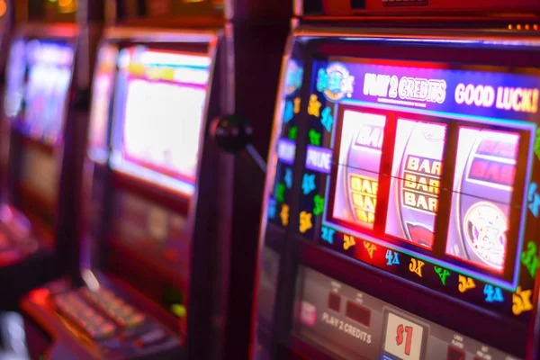 Roulette live-dealer table with dealer and player interface